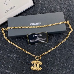 CHANEL NECKLACES A261