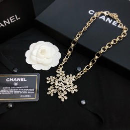 CHANEL NECKLACES A307