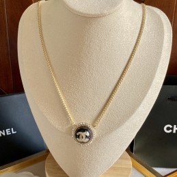 CHANEL NECKLACES A312