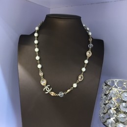 CHANEL NECKLACES A323