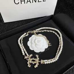 CHANEL NECKLACES A328