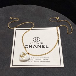 CHANEL NECKLACES A331