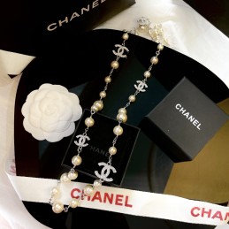 CHANEL NECKLACES A332