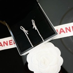 CHANEL EARRINGS A569