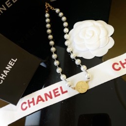 CHANEL NECKLACES A355