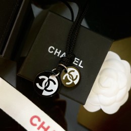 CHANEL NECKLACES A356