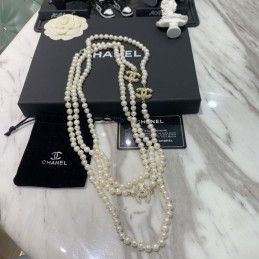 CHANEL NECKLACES A369