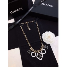 CHANEL NECKLECES A405