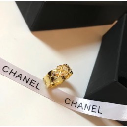 CHANEL RINGS A016