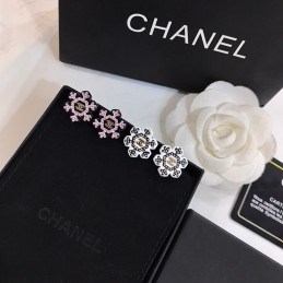 CHANEL EARRINGS A573