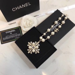 CHANEL NECKLECES A411