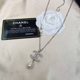 CHANEL NECKLECES A419