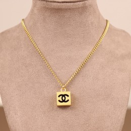 CHANEL NECKLECES A433