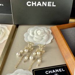 CHANEL EARRINGS A577