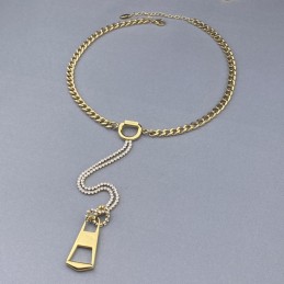 CHANEL NECKLECES A450