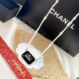 CHANEL NECKLECES A458