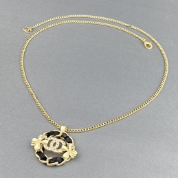 CHANEL NECKLECES A460