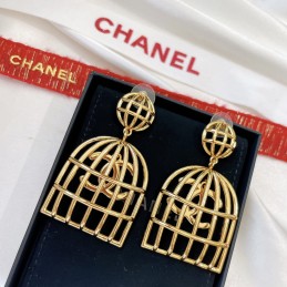 CHANEL EARRINGS A615