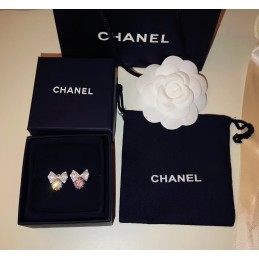 CHANEL EARRINGS A617