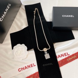 CHANEL NECKLECES A478