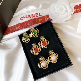 CHANEL EARRINGS A627