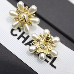 CHANEL EARRINGS A633