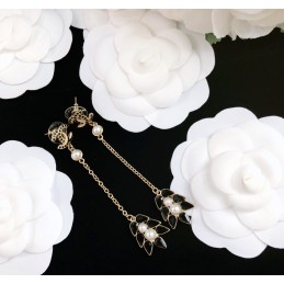 CHANEL EARRINGS A639