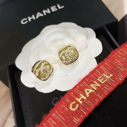 CHANEL EARRINGS A641