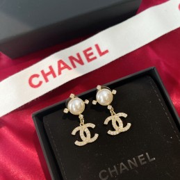 CHANEL EARRINGS A642