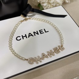 CHANEL NECKLECES A482