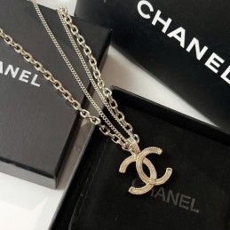 CHANEL NECKLECES A511