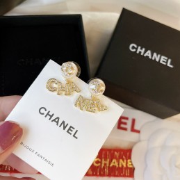 CHANEL EARRINGS A648