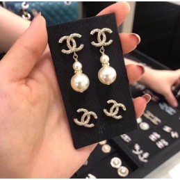 CHANEL EARRINGS A676