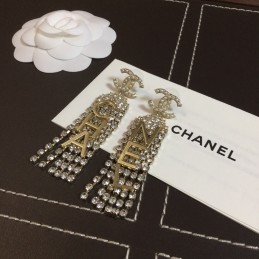 CHANEL EARRINGS A680