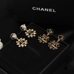 CHANEL EARRINGS A687