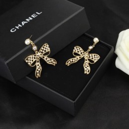 CHANEL EARRINGS A689