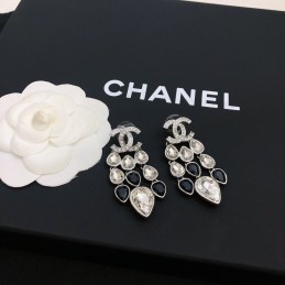 CHANEL EARRINGS A692