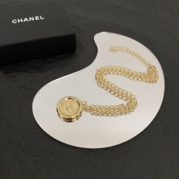 CHANEL NECKLECES A524