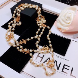 CHANEL NECKLECES A528