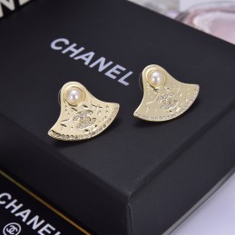 CHANEL EARRINGS A708