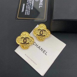 CHANEL EARRINGS A719