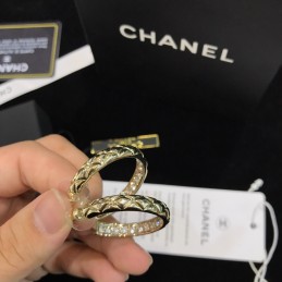 CHANEL EARRINGS A733