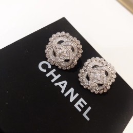 CHANEL EARRINGS A746