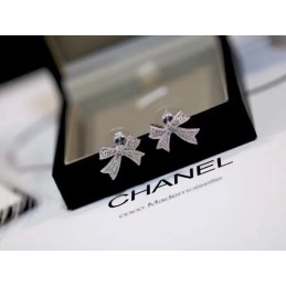 CHANEL EARRINGS A760