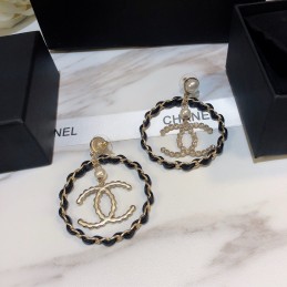 CHANEL EARRINGS A768