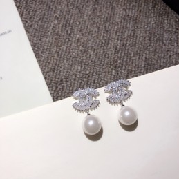 CHANEL EARRINGS A770