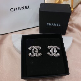 CHANEL EARRINGS A792