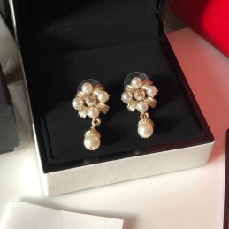 CHANEL EARRINGS A802