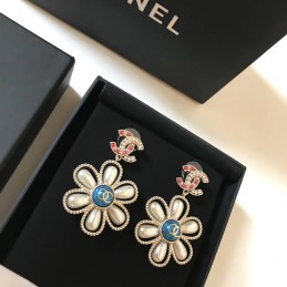 CHANEL EARRINGS A804