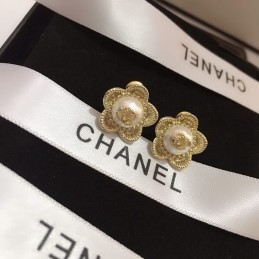 CHANEL EARRINGS A812